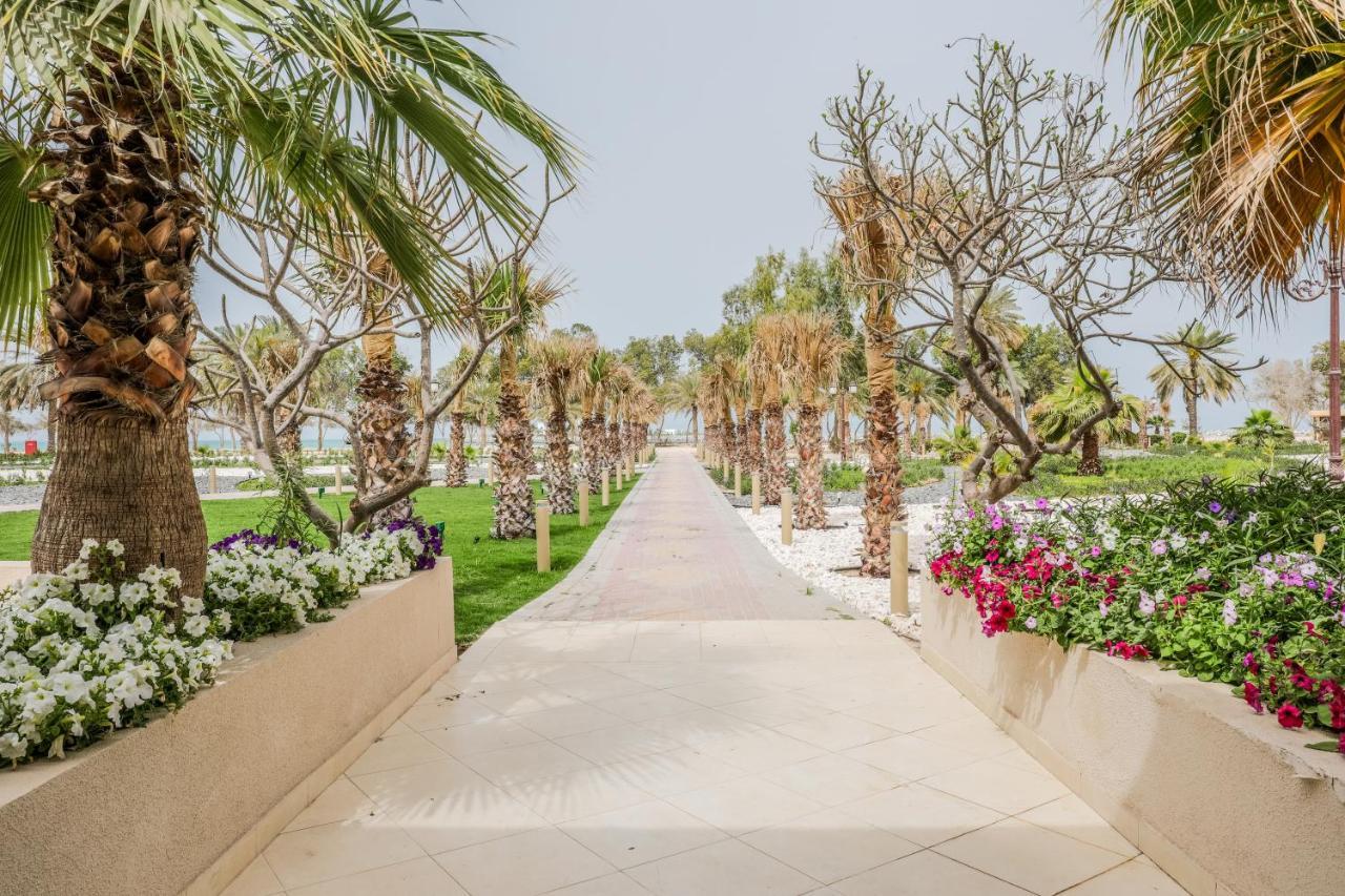 Dhafra Beach Hotel Джебель-Данна Екстер'єр фото