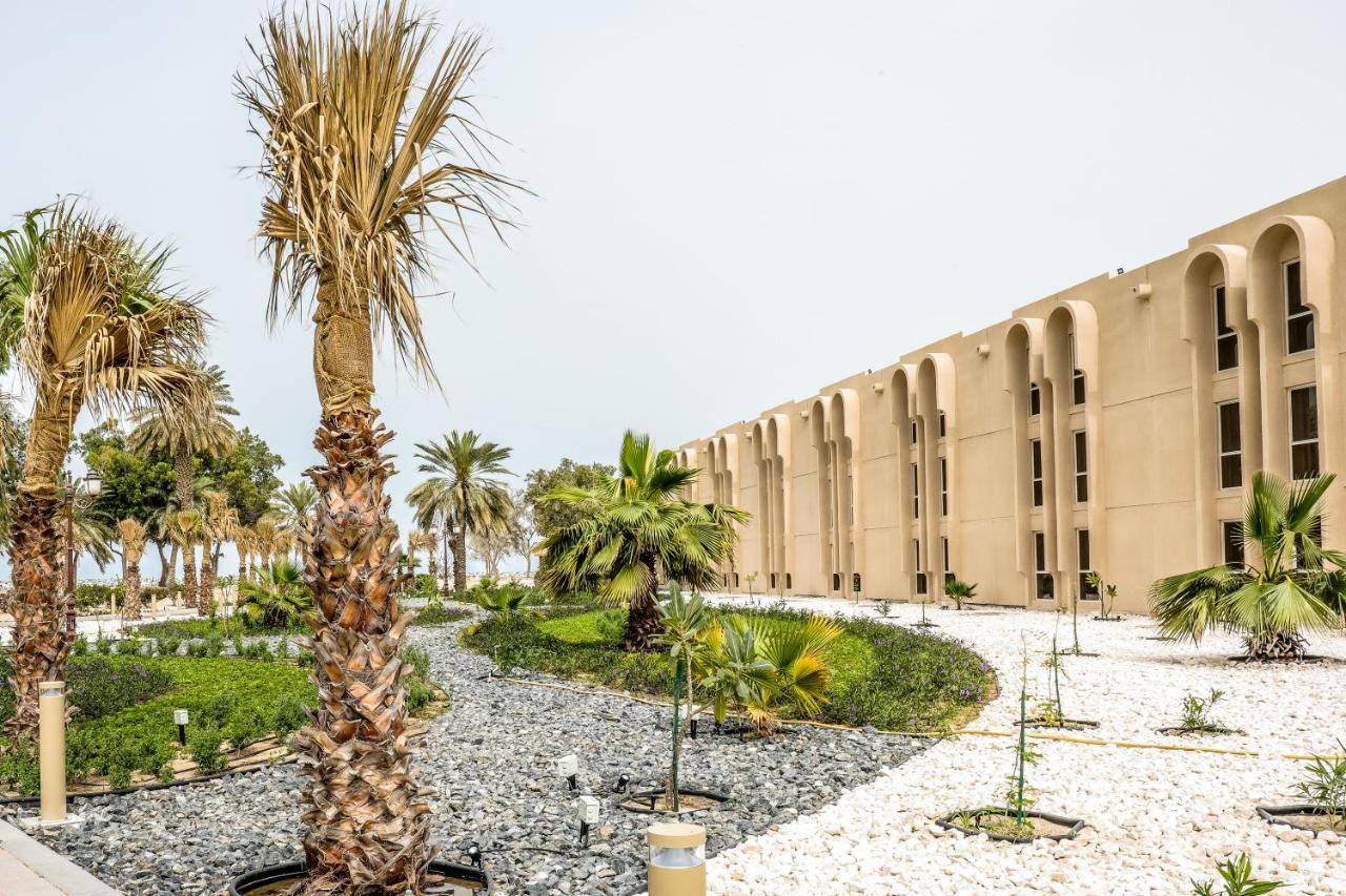 Dhafra Beach Hotel Джебель-Данна Екстер'єр фото