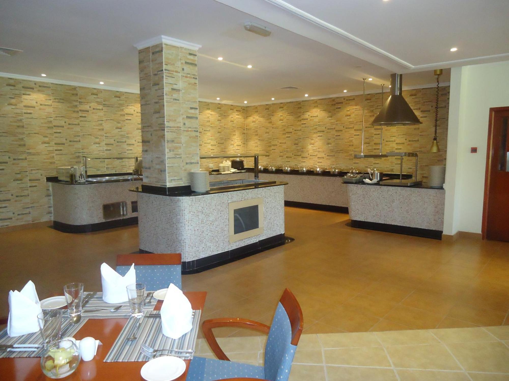 Dhafra Beach Hotel Джебель-Данна Екстер'єр фото